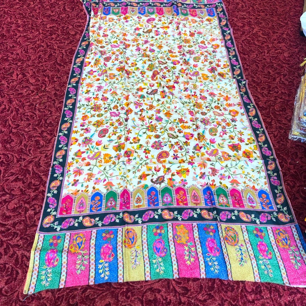 Authentic Kashmiri kalamkari handmade shawl in different designs unisex - Picture 1 of 6